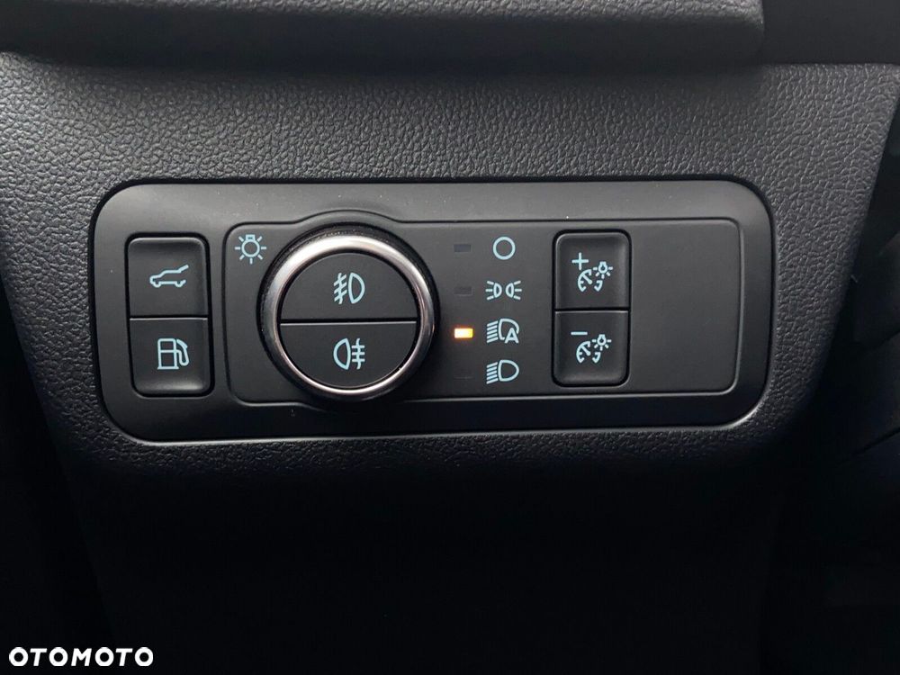 Ford Kuga - 39