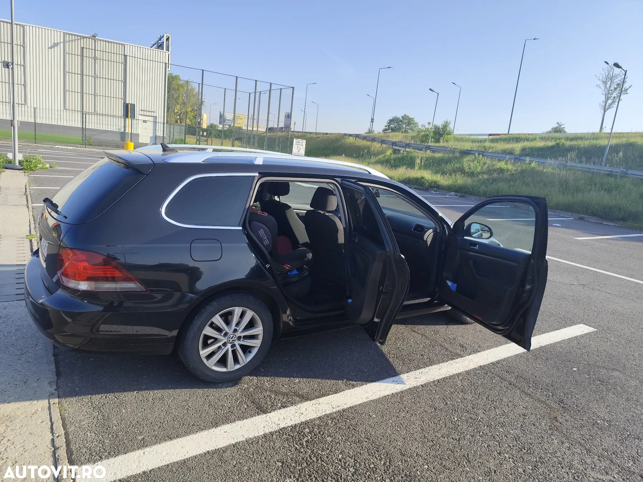Volkswagen Golf 2.0 TDI DPF Style - 3