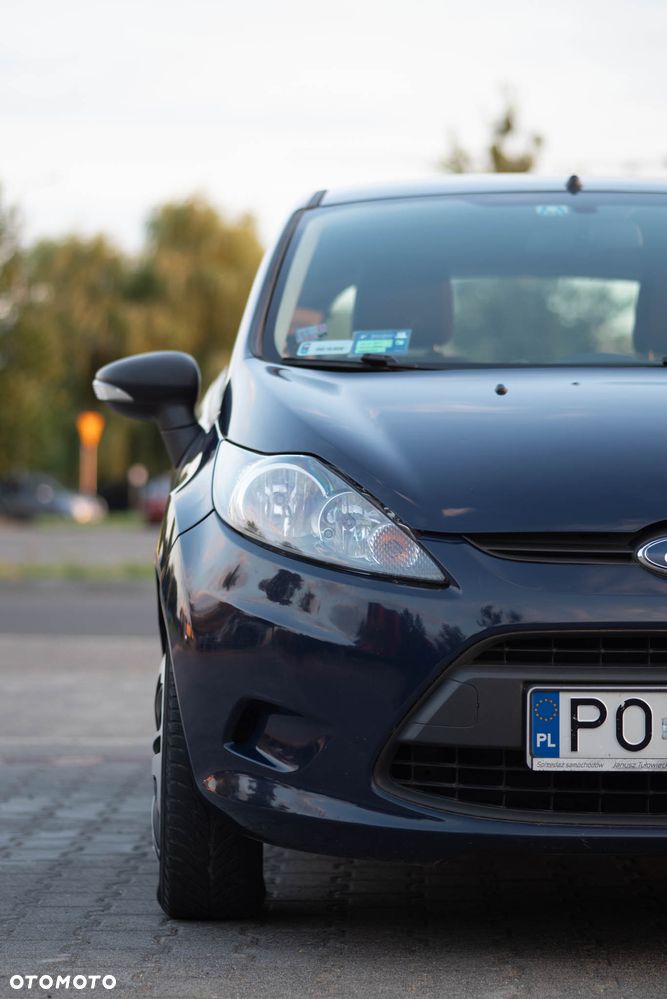 Ford Fiesta 1.4 TDCi Ambiente - 21