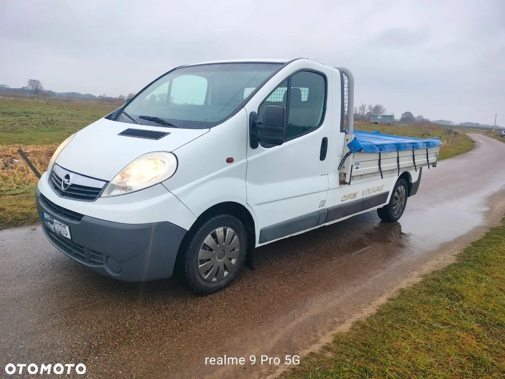 Opel Vivaro - 1