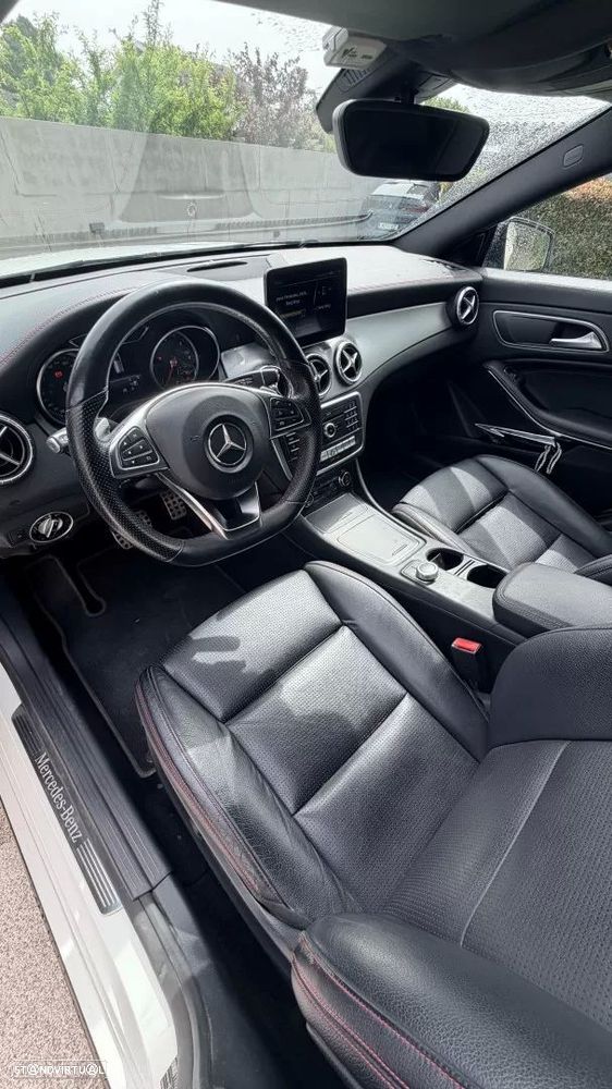 Mercedes-Benz CLA 220 d 4Matic 7G-DCT AMG Line - 22