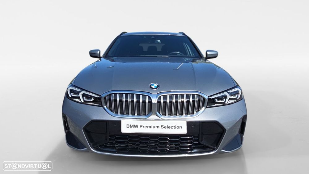 BMW 320 d Touring Pack Desportivo M Auto - 8