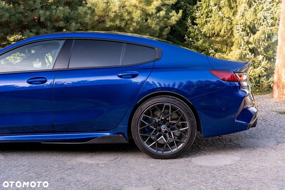 BMW M8 Standard - 11