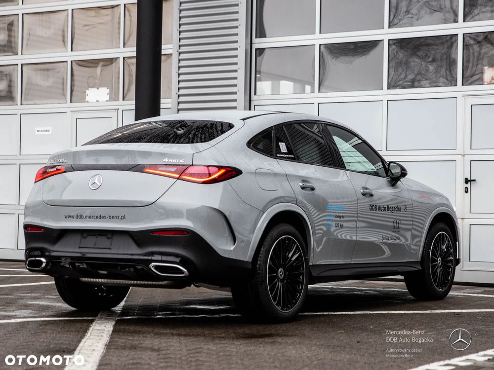 Mercedes-Benz GLC 300 e 4-Matic AMG Line - 5