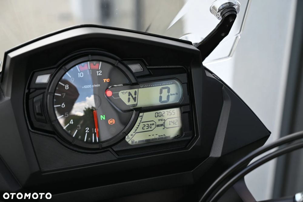 Suzuki DL - 8