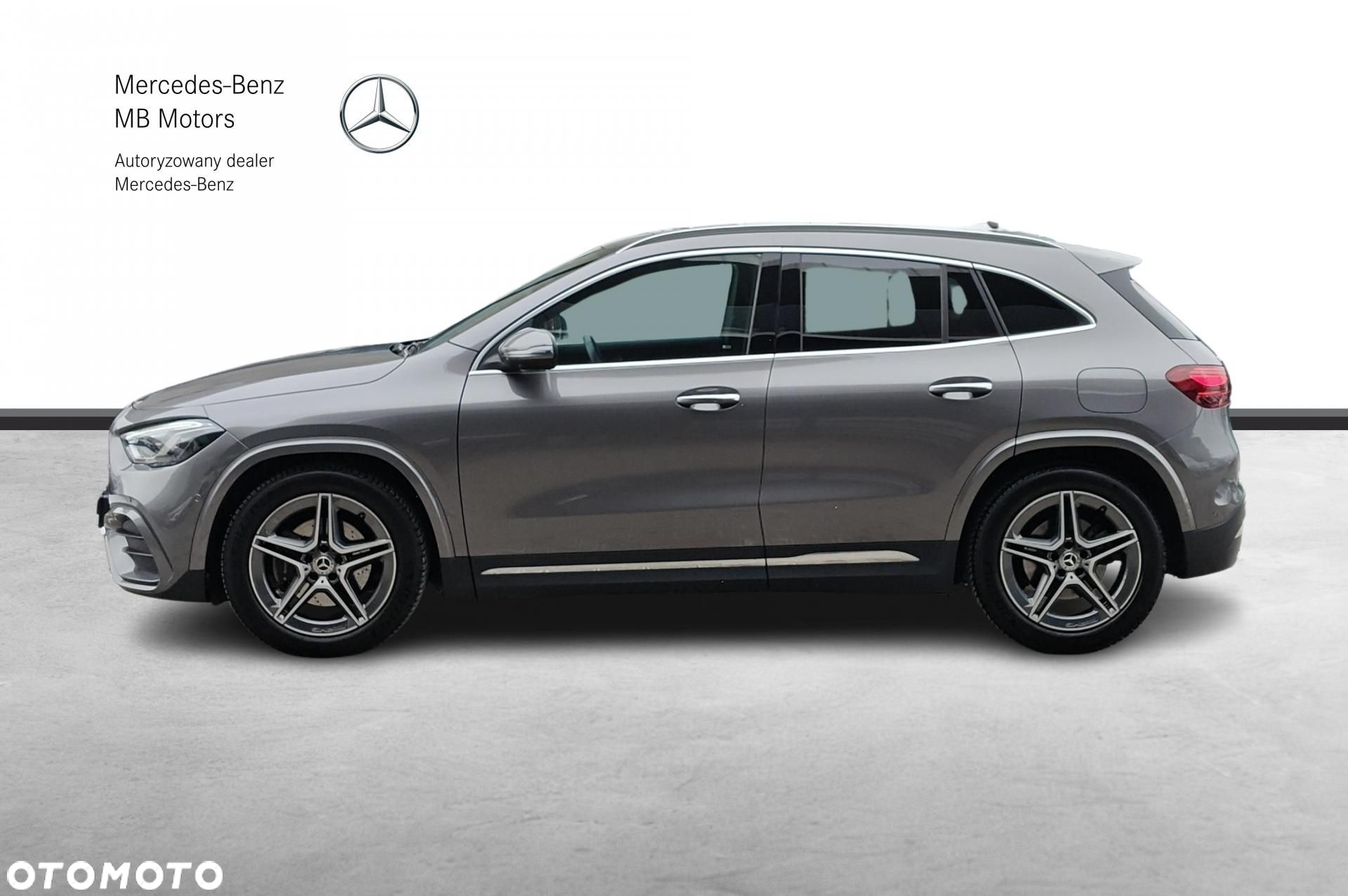 Mercedes-Benz GLA - 2