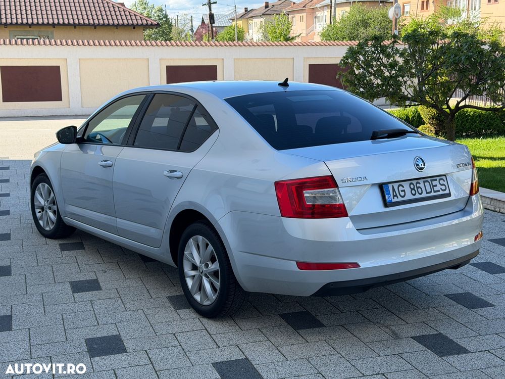 Skoda Octavia - 3