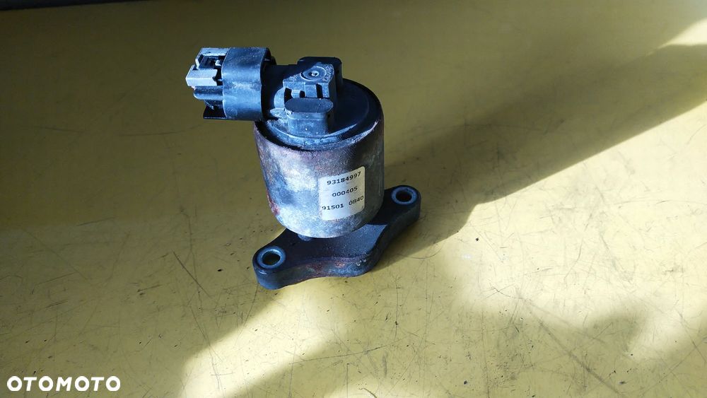 Zawór EGR 93184997 Opel Zafira A - 1