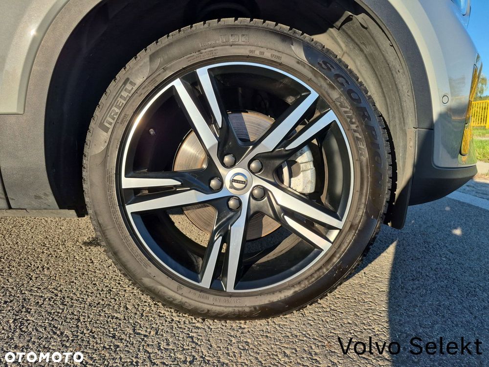 Volvo XC 40 - 22