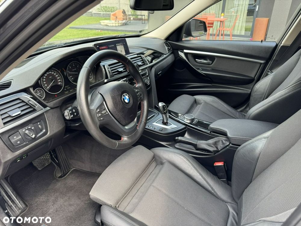 BMW Seria 3 320d Sport Line Shadow - 22
