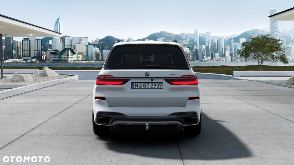 BMW X7 xDrive40i - 7