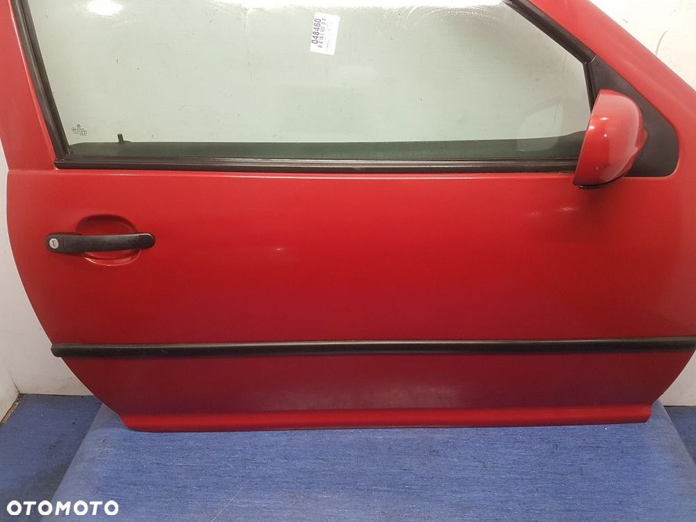 VOLKSWAGEN GOLF 4 3D DRZWI PRZÓD PRAWE - 2