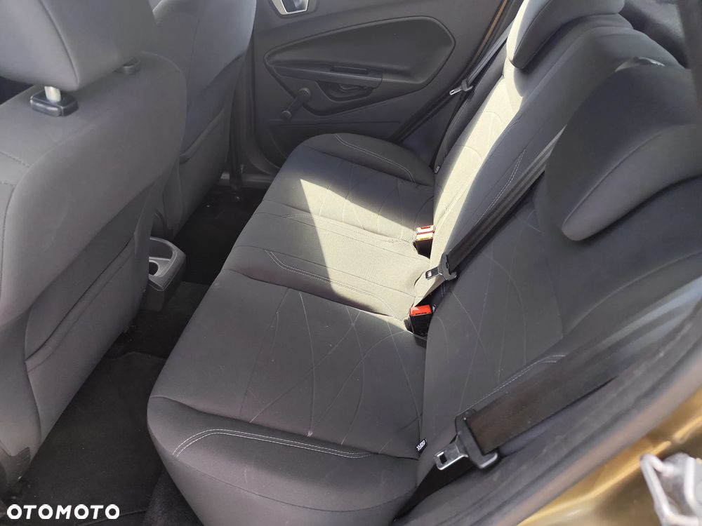 Ford Fiesta 1.25 Titanium X - 21