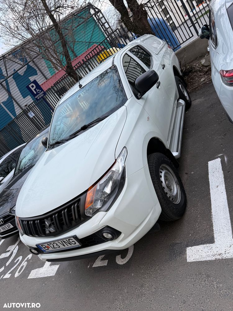 Mitsubishi L200 Double Cab M/T Invite - 10