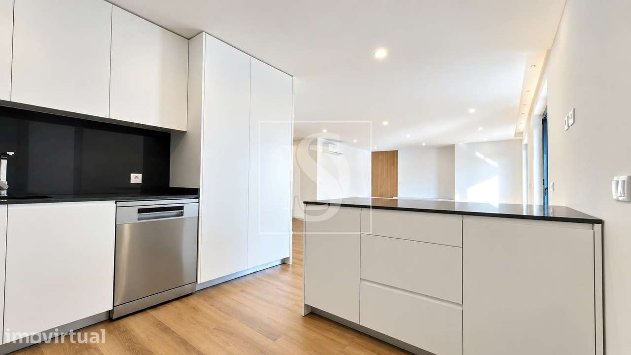 Apartamento T3 - Semi-novo - Real - Grande imagem: 2/22