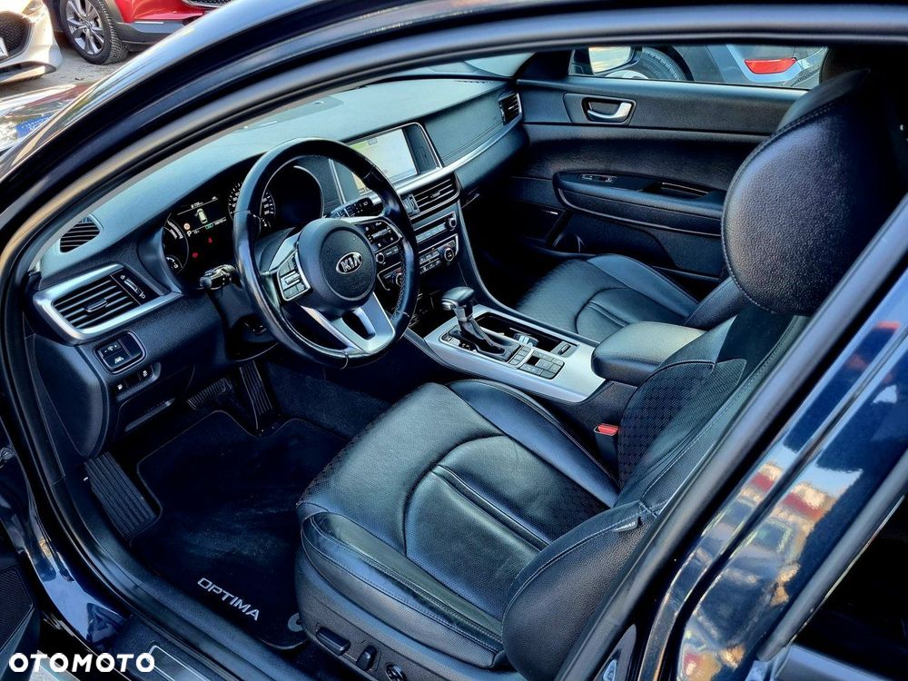 Kia Optima - 10