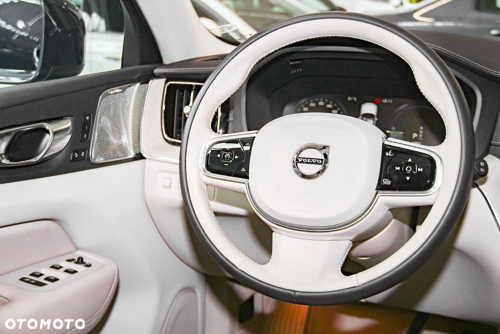 Volvo XC 60 - 8