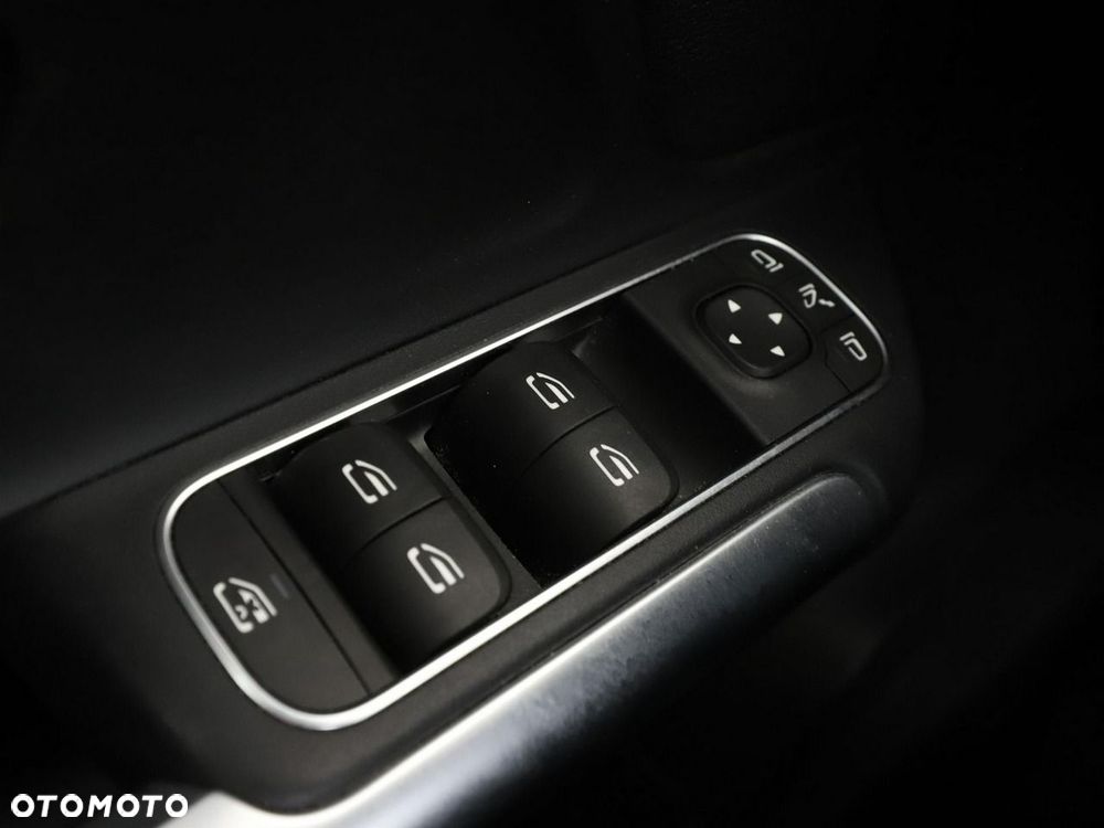 Mercedes-Benz Klasa B 220 d 8G-DCT Progressive - 36