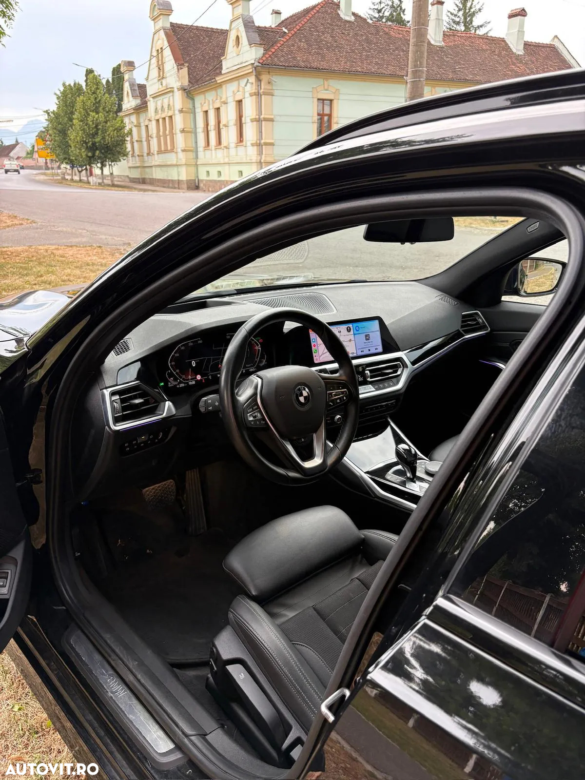 BMW Seria 3 320d Touring Aut. Sport Line - 10