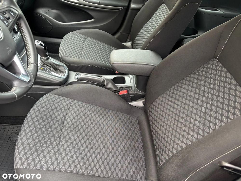 Opel Astra 1.4 T GPF Enjoy S&S - 19