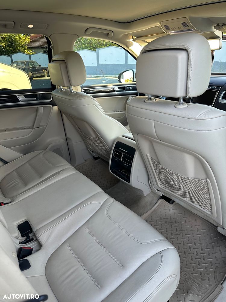 Volkswagen Touareg - 7
