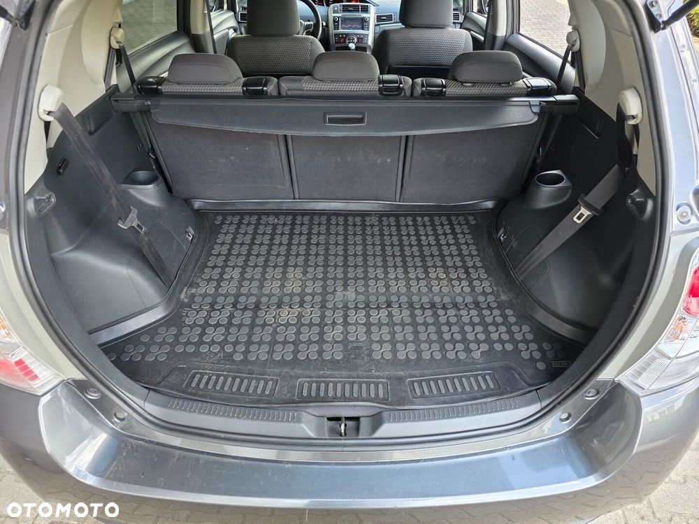 Toyota Verso - 7