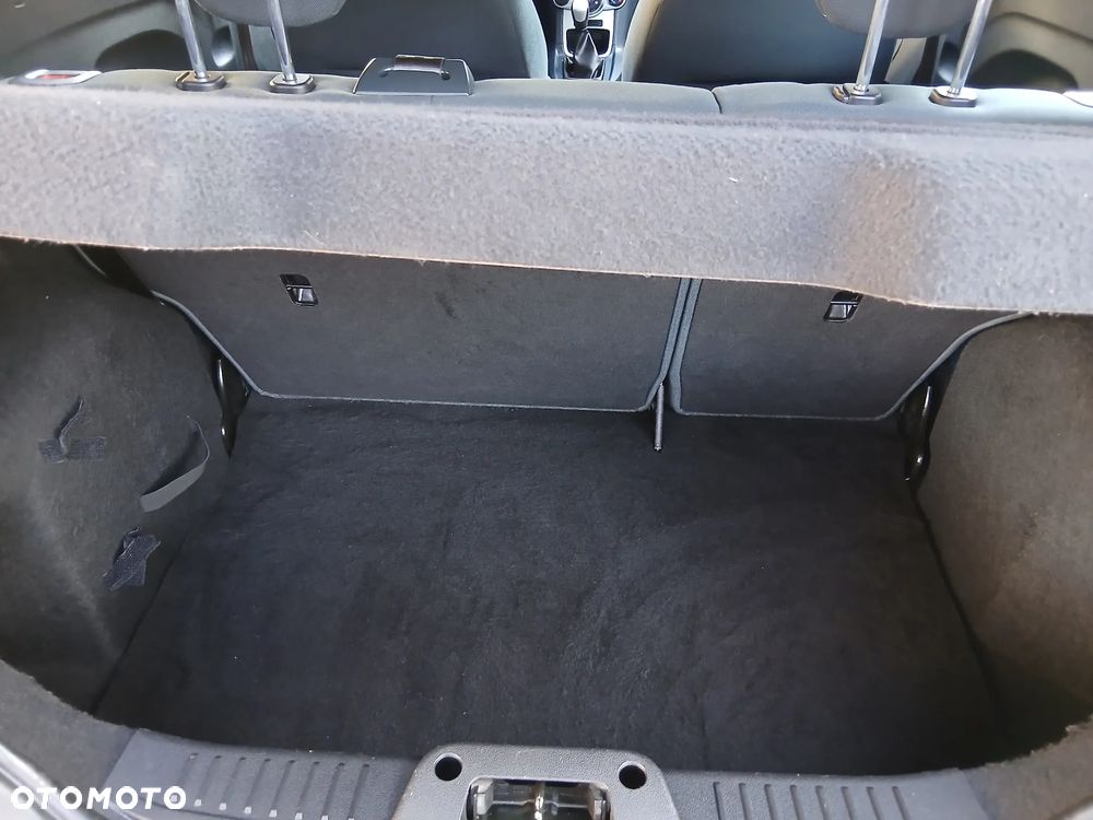 Ford Fiesta 1.25 Ambiente - 23