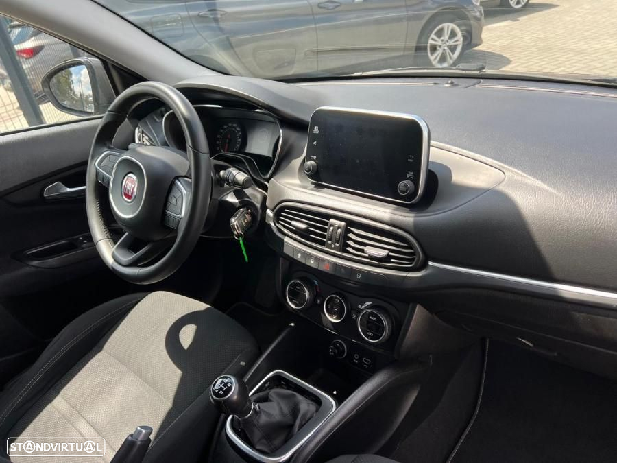 Fiat Tipo Station Wagon 1.3 M-Jet Easy - 8