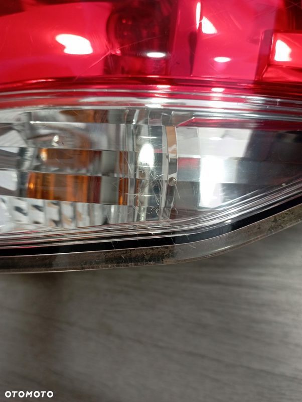 SUBARU LEGACY V 5 KOMBI LAMPA PRAWA TYŁ TYLNA EUROPA - 1