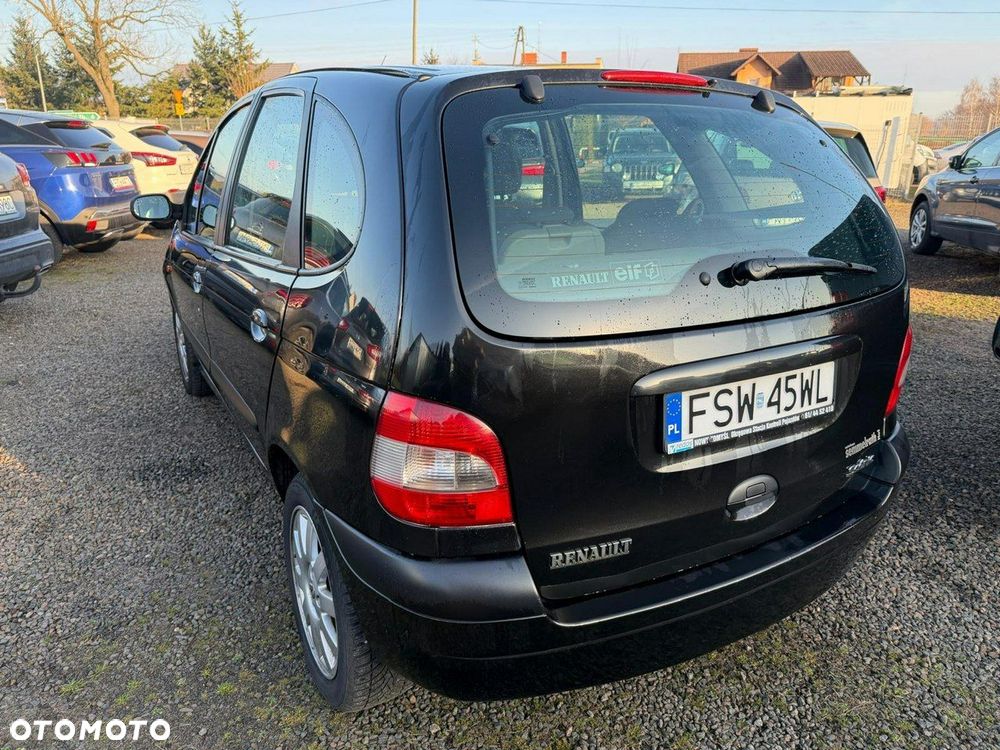 Renault Scenic - 13