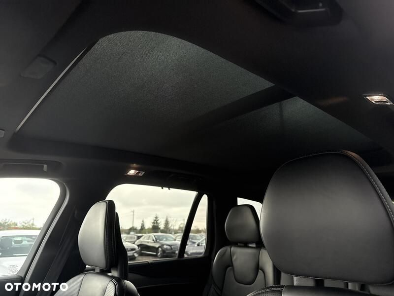 Volvo XC 90 - 19