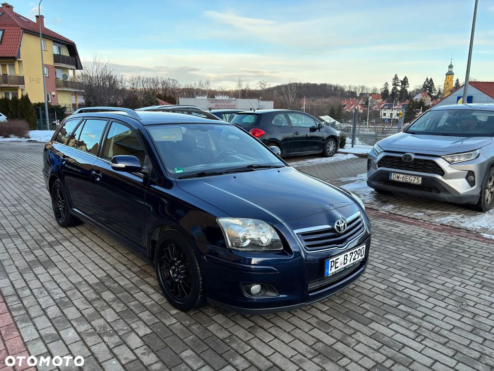 Toyota Avensis 1.8 VVT-i Executive - 8