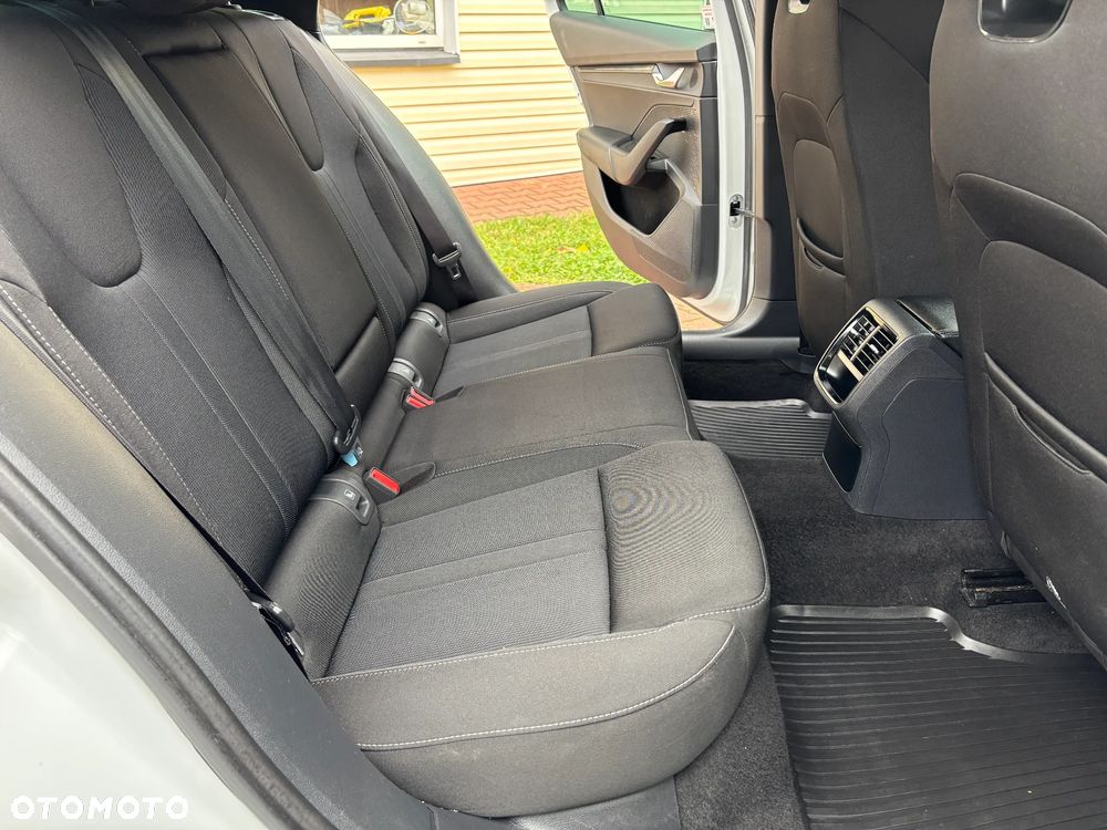 Skoda Octavia 1.5 TSI e-Tec Sportline DSG - 25