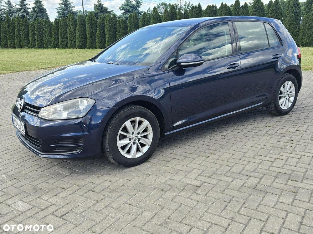 Volkswagen Golf - 10