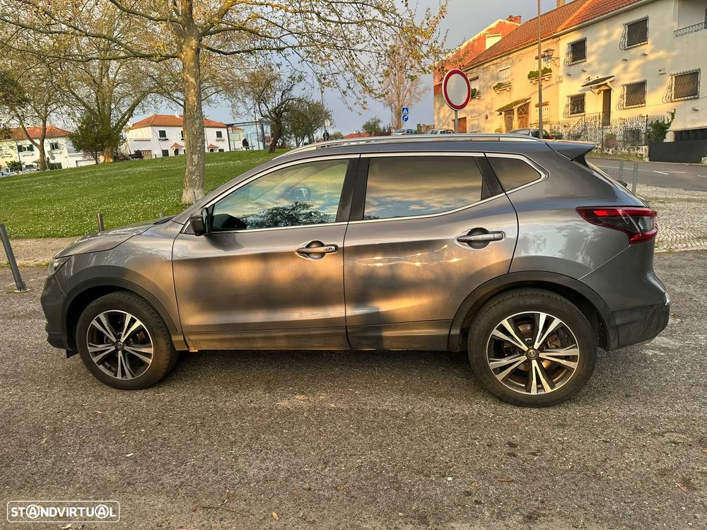 Nissan Qashqai 1.5 dCi N-Connecta - 2