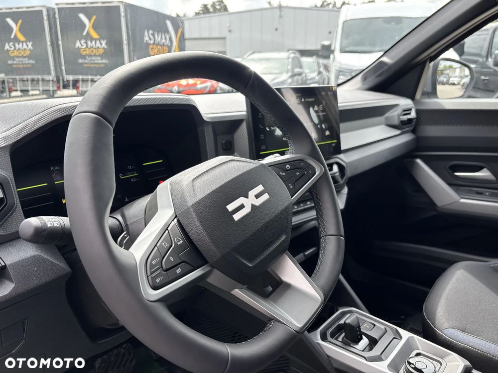 Dacia Duster 1.2 TCe Hybrid-G 150 Expression 4x4 - 8