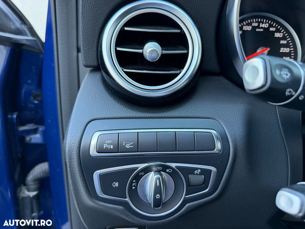 Mercedes-Benz GLC 250 d 4MATIC 9G-TRONIC AMG Line - 23