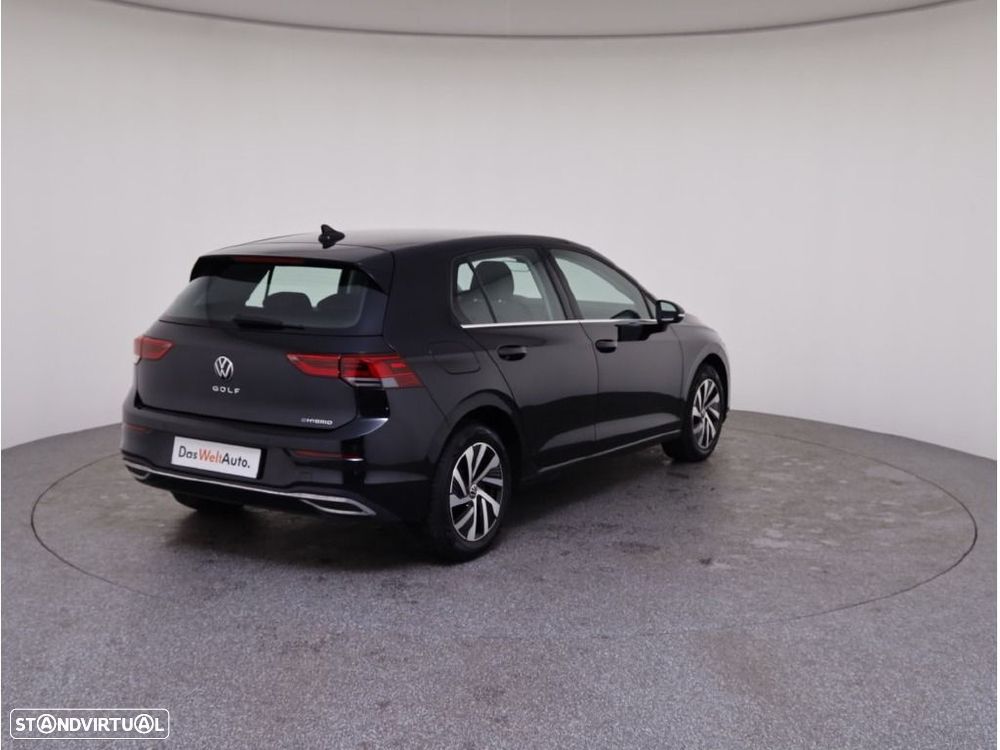 VW Golf 1.4 TSI e-Hybrid DSG - 12
