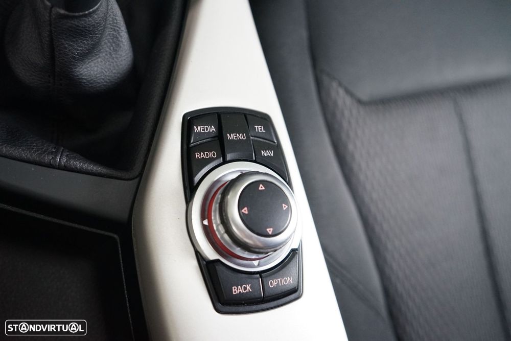 BMW 116 d EfficientDynamics Edition - 27