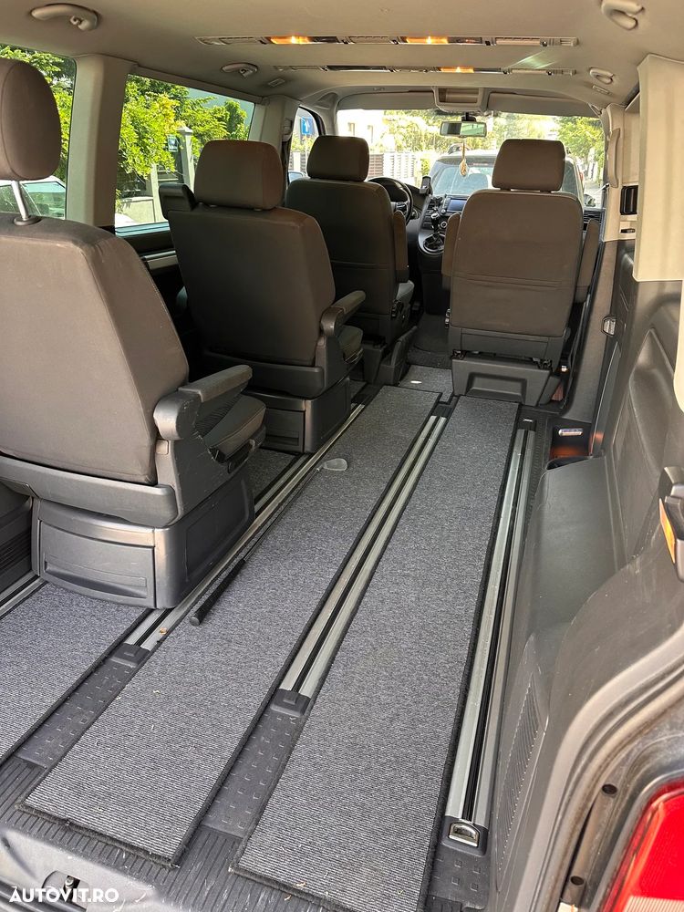 Volkswagen Multivan - 11