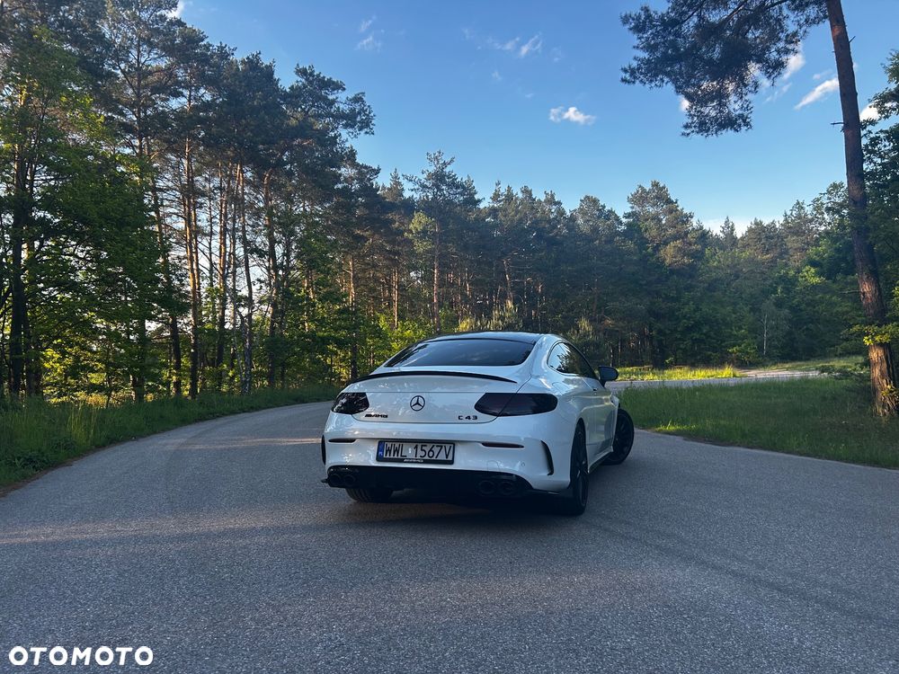 Mercedes-Benz Klasa C AMG 43 Coupe 4Matic 9G-TRONIC Night Edition - 15
