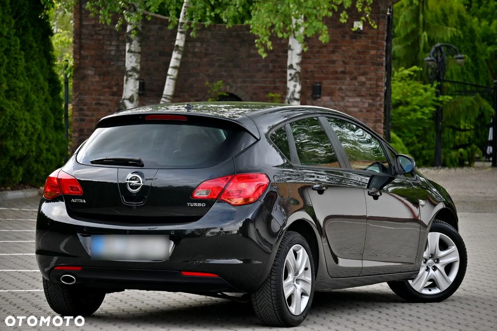 Opel Astra 1.4 T Enjoy - 13