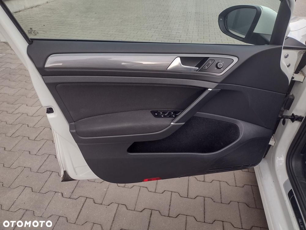 Volkswagen Golf 1.4 TSI BlueMotion Technology DSG Allstar - 8