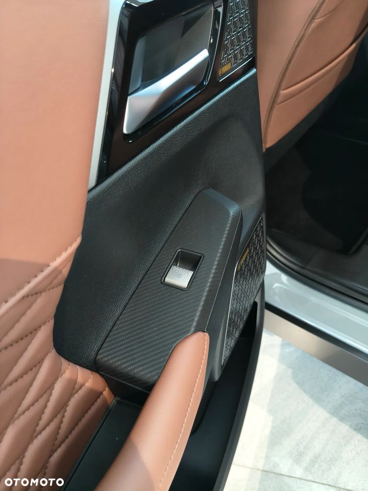 Mitsubishi Outlander Instyle Plus - 13