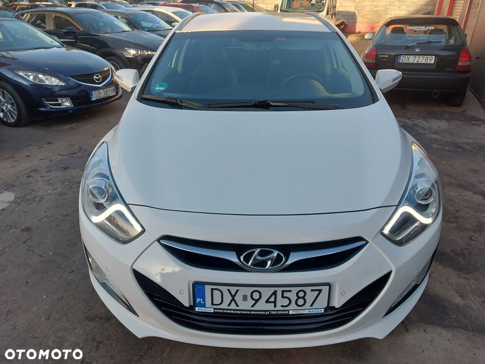 Hyundai i40 i40cw 1.7 CRDi Fifa World Cup Edition - 35