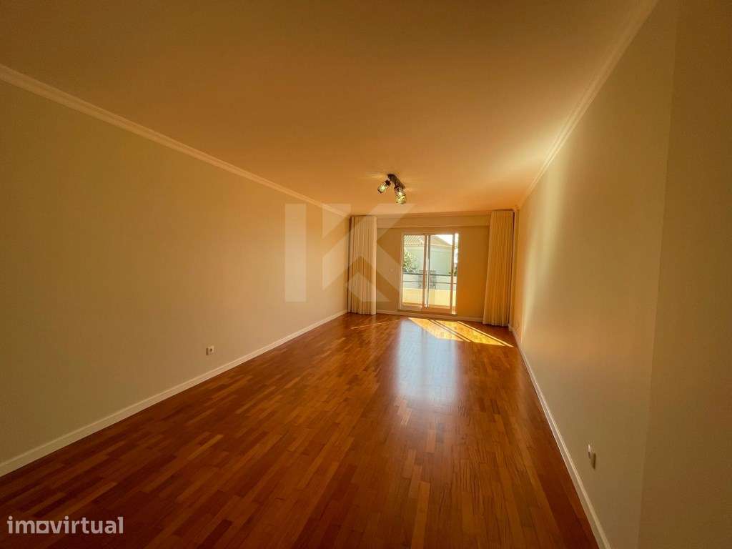 Apartamento T3 com jardim e amplas varandas - Grande imagem: 5/31