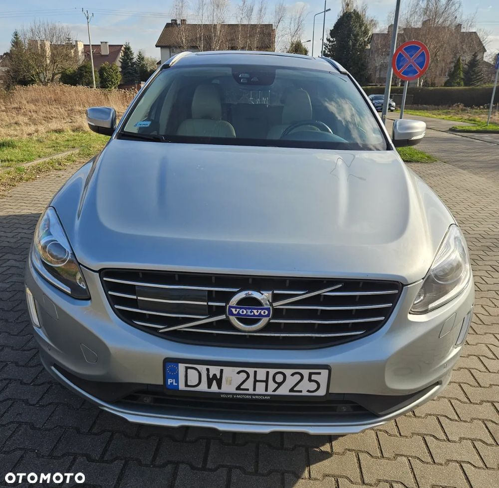 Volvo XC 60 D4 AWD Summum - 2