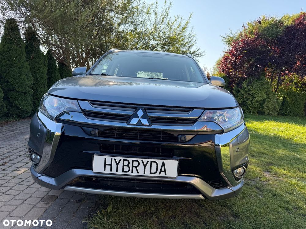 Mitsubishi Outlander - 21