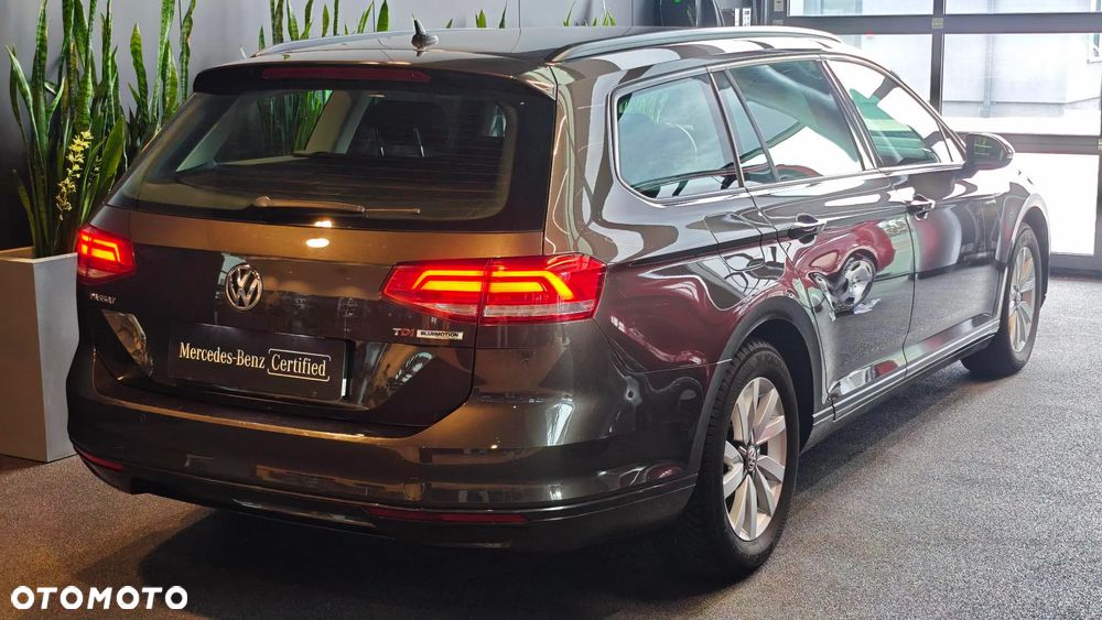 Volkswagen Passat - 5