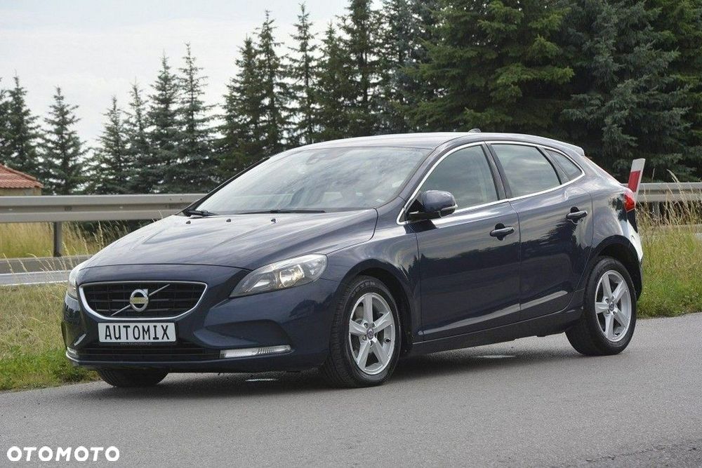 Volvo V40 D2 Powershift Momentum - 2